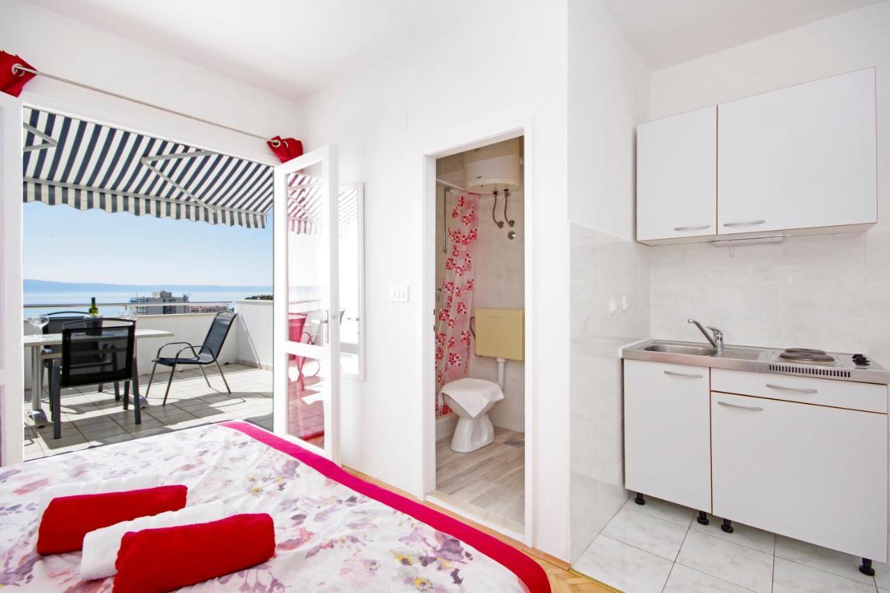 Apartmani Tomas Tučepi Exterior foto